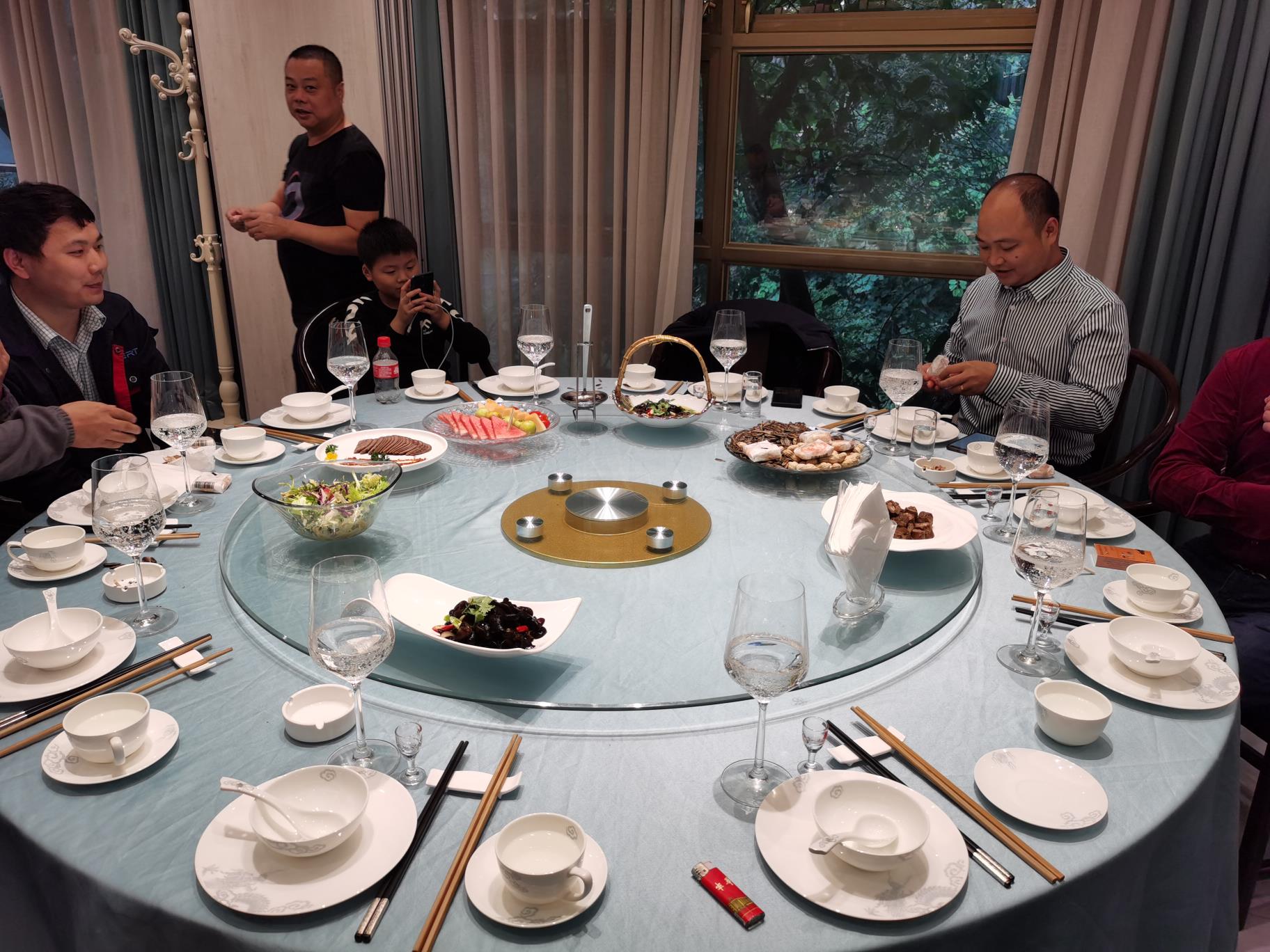 欢度中秋节，共庆新中国成立71周年.jpg